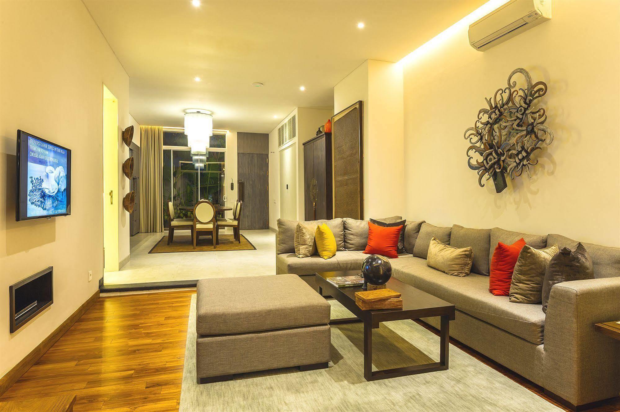Hu'u Villas Seminyak Esterno foto